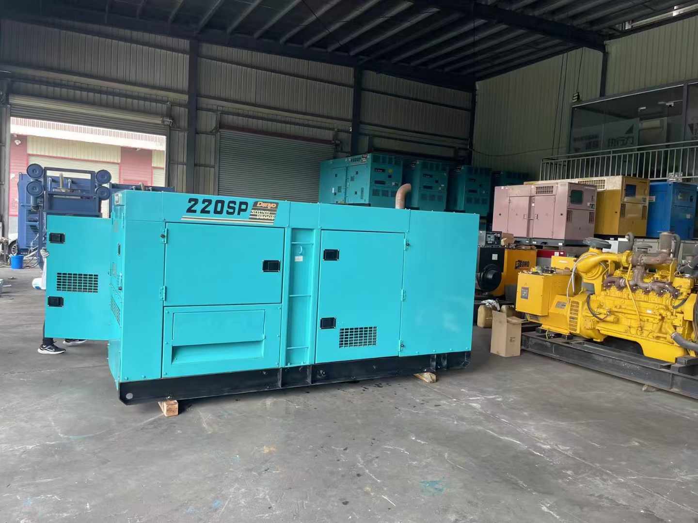 筠连800kW 柴油发电机的输出电流波动范围是多少?